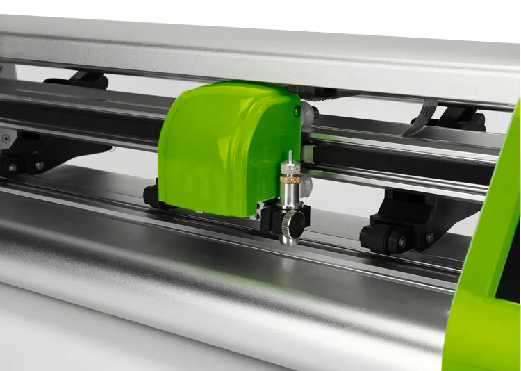 CA-24 cutting carriage and blade-holder detail